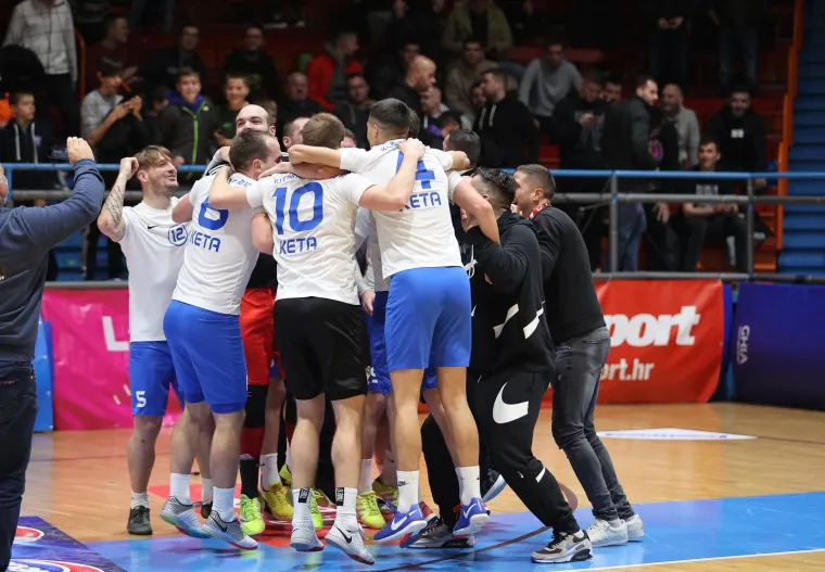Ekipa iz Hercegovine senzacionalno osvojila Kutiju u čast preminulog prijatelja; 'Ovo je za Ketu, za njegovu obitelj, ma za cijeli Mostar'