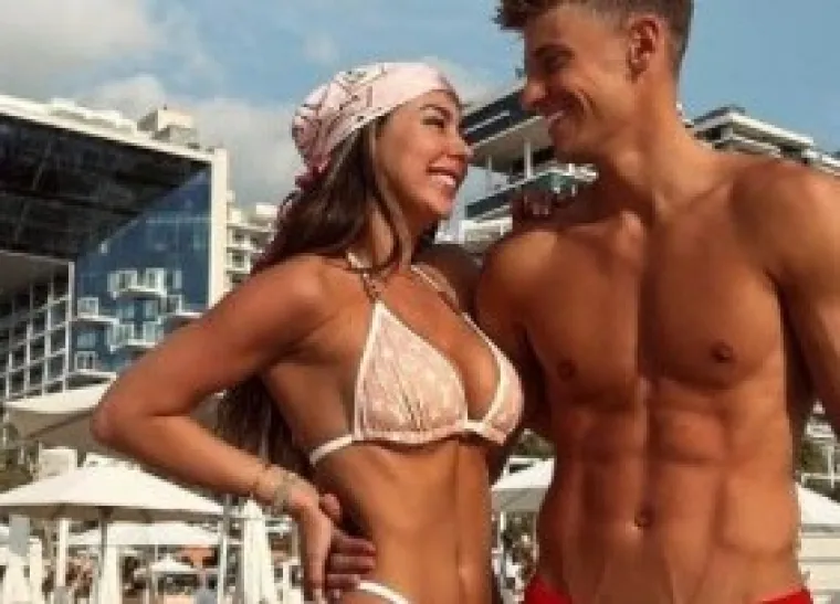 Slavni nogometa&scaron; iznenadio komentarom o svojoj zaručnici. Kada vidite kako ona izgleda, sve će vam biti jasno