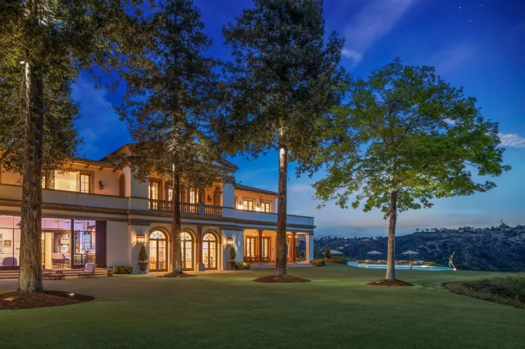 Adele se zapalila za mega vilu Sylvestera Stallonea: Iske&scaron;irat će mu vrtoglavih 58 milijuna dolara!