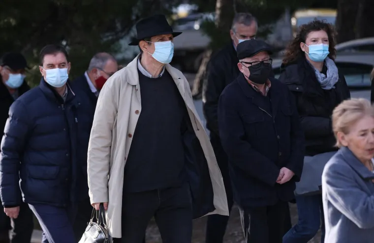 Brojna poznata lica na posljednjem ispraćaju: Od legendarnog Cape oprostili se Niko Kranjčar, Pletikosa, Kukoč...