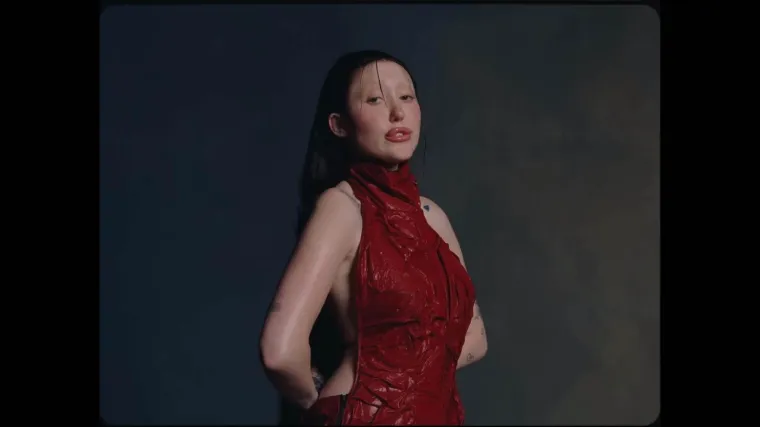 Od male kovrčave djevojčice do ekscentrične žene koja puni stranice tabloida