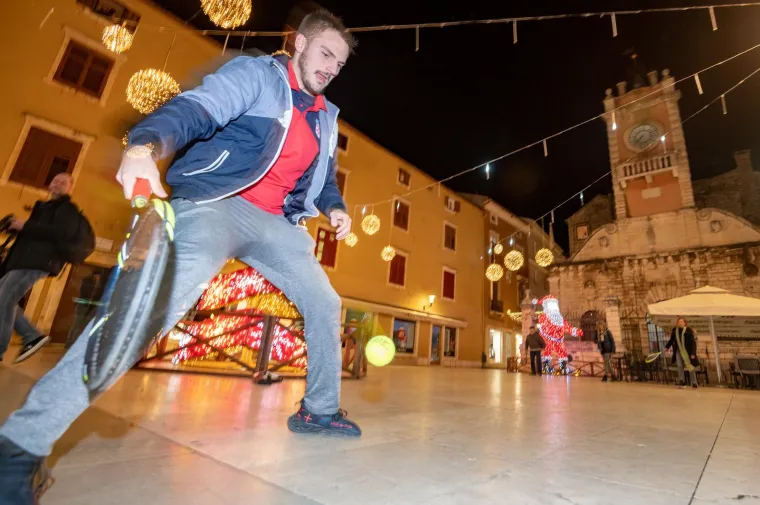 Nećete vjerovati &scaron;to se dogodilo u Donatovom gradu na pravoslavni Badnjak: Srbi odu&scaron;evljeni potezom građana