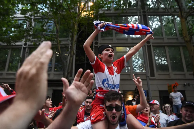 Svakakva srpska obilježja i neka druga na ulicama Melbournea: Policija morala smirivati razjarenu masu