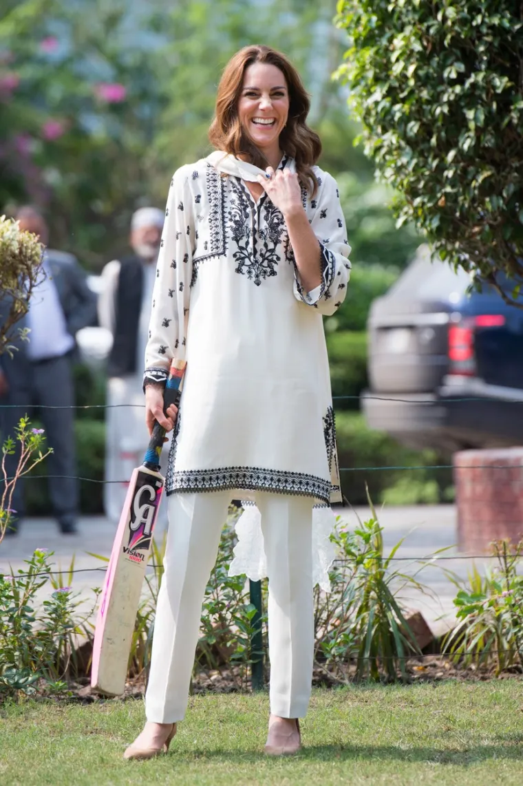 Princeza koja voli kr&scaron;iti protokole slavi 40.: Od &scaron;kolarke do vojvotkinje - evo kako se mijenjala