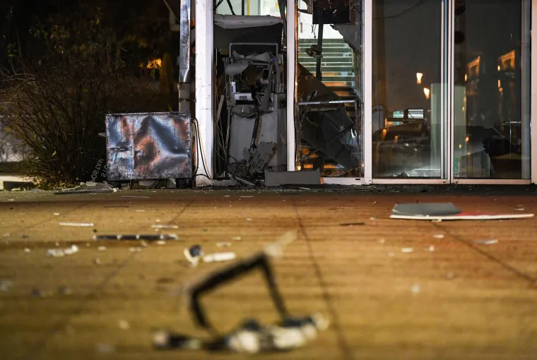 Eksplozija probudila stanovnike zagrebačkog kvarta: Raznesen bankomat u Trnskom!