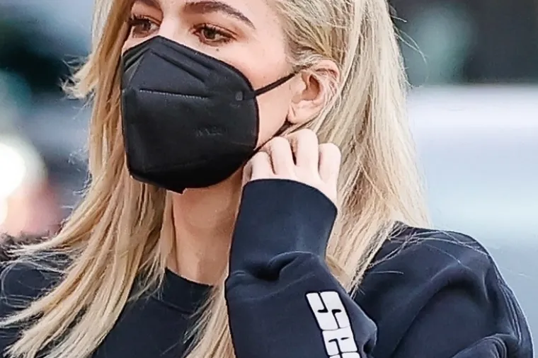 Khloe Kardashian uhvaćena prvi put nakon što je serijski preljubnik priznao dijete s fitness modelom