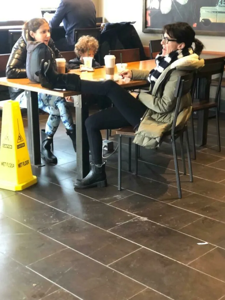 Ovakvog je gosta i dvije sekunde dosta: Zgrozit ćete se kada vidite &scaron;to si sve pojedini ljudi dopu&scaron;taju u restoranima