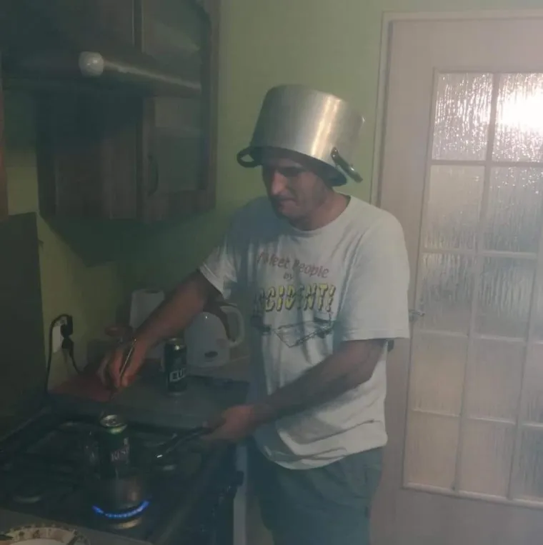 Eto ti veselja kada se Slaveni dokopaju društvenih mreža: 'Mi nismo država, mi smo stanje duha i uma'