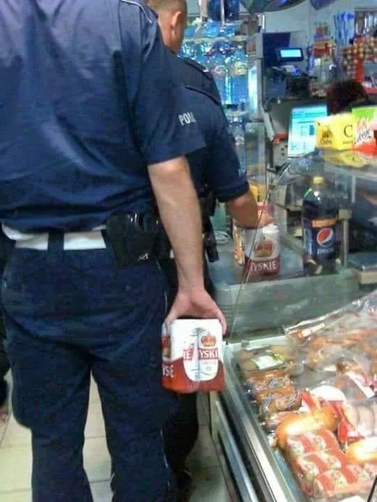 Eto ti veselja kada se Slaveni dokopaju dru&scaron;tvenih mreža: 'Mi nismo država, mi smo stanje duha i uma'