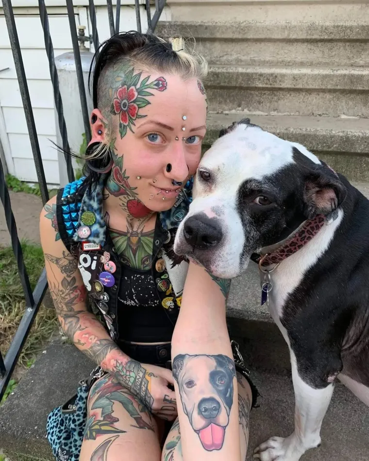 Oni se 'nose' na svoj način: Pronašli su jedno od najbizarnijih rješenja da budu zakačeni jedno za drugo