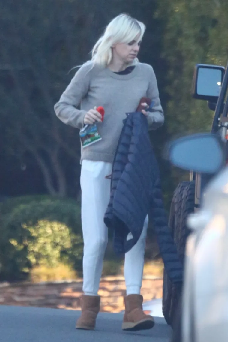 Miljenik Hollywooda ju je slomio, sreću je našla s drugim, a sad je iznenadila i paparazze