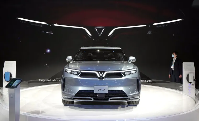 Portal electrive.com piše da bi ovi automobili već 2022. godine mogli &apos;napasti&apos; njemačko, nizozemsko i francusko tržište, a prema saznanjima Reutersa, već 2023. mogli bi se pojaviti i u Italiji, Skandinaviji, Švicarskoj i Austriji