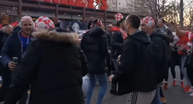 Hrvati i Srbi okupirali ulice Szegeda: Pogledajte kako je to izgledalo prije utakmice