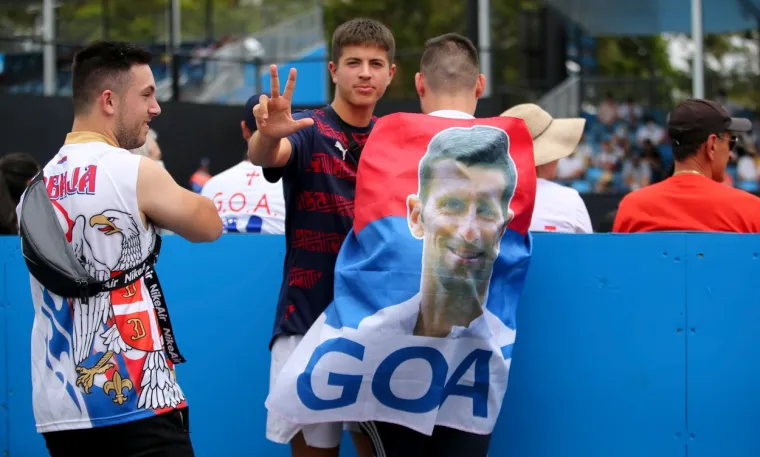 Protjeran je iz Australije, ali lik Novaka Đokovića i dalje zabavlja navijače