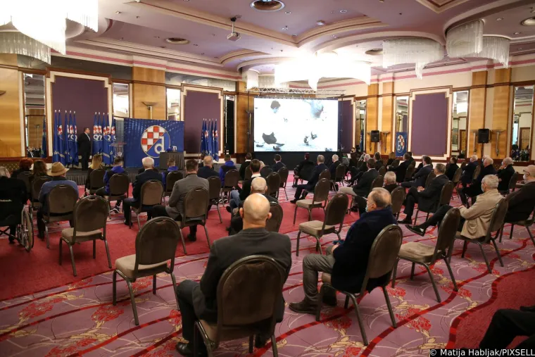 Dinamo se oprostio od Stjepana Lamze, jednog od najboljih nogometa&scaron;a u klupskoj povijesti