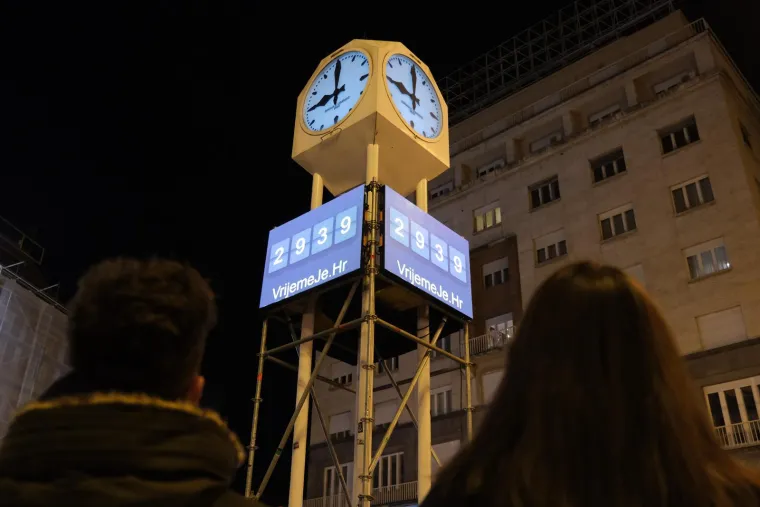 Jutros oko 8 sati, kada se na internetu ukucala ta stranica, stajala je brojka 6630