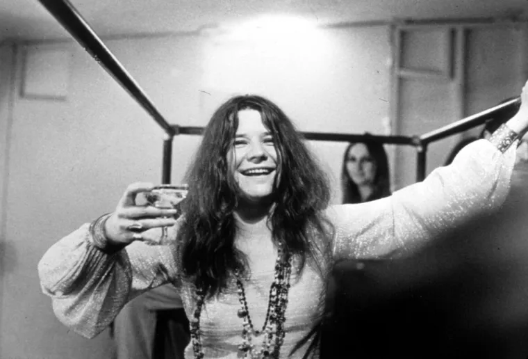 Buran život Janis Joplin: Kupala se u viskiju i heroinu, a seksala se s mu&scaron;karcima i ženama