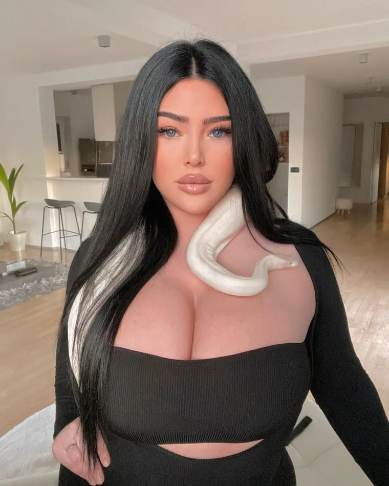 Claudia Rivier