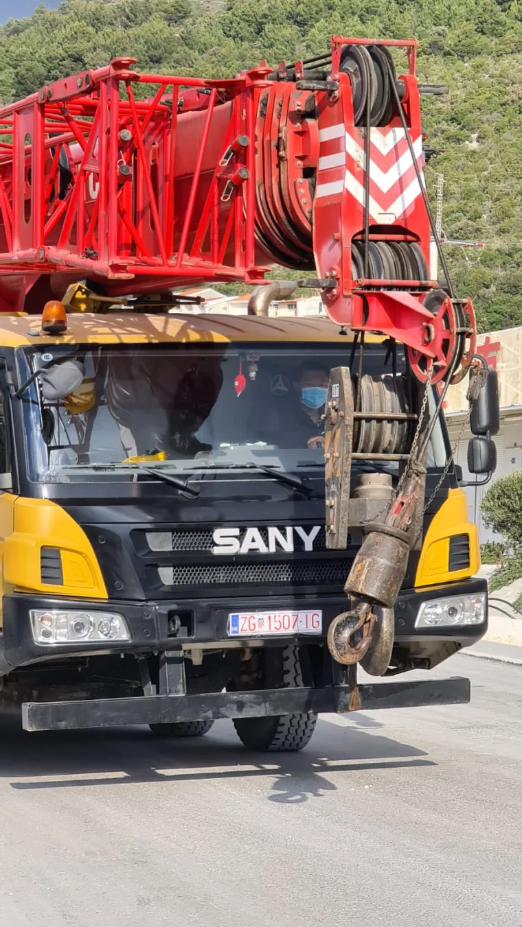 Pelje&scaron;ki most 'gazi' 21 kamion težine do 40 tona: Otkrivamo detalje ove operacije i kada ćemo se svi njime moći voziti