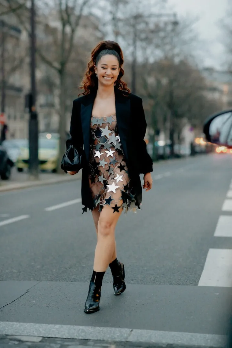 Ulice su preplavile žene u osebujnim krpicama: Osim što im očito nije hladno, zajedničko im je još nešto