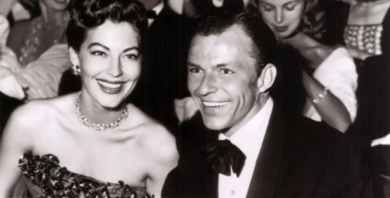 Kad je Sinatra čuo vijest o njezinoj smrti, povikao je: &quot;Zašto nisam bio uz nju? Zašto joj nisam pomogao?&quot; Tina Sinatra prisjetila se kako se  zavukao u svoju sobu i sjedio sam cijelu noć i cijeli dan, a kad je napokon izišao, nije govorio, samo je šaptao.