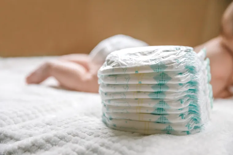 5. Pelene: Baš kao i menstrualni proizvodi, pelene su namijenjene upijanju vode,  ne raspadaju se u vodi i mogu dovesti do skupih oštećenja vašeg sustava. Sve pelene morate bacati u otpad. 