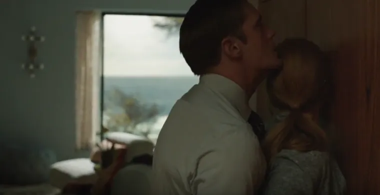 Nicole Kidman u &quot;Velike male laži&quot; - Ova uloga glumici Nicole Kidman donijela je nagradu Emmy. No, nekoliko je puta izjavila kako joj je bilo iznimno teško snimati seksualne scene zlostavljačke prirode. &quot;Nisam mogla ustati, nisam željela ustati. Režiser bi dolazio do mene i stavlja ručnik na mene u pauzama između snimanja scena. Osjećala sam se potpuno poniženo, uništeno i užasno bijesno&quot;, rekla je.