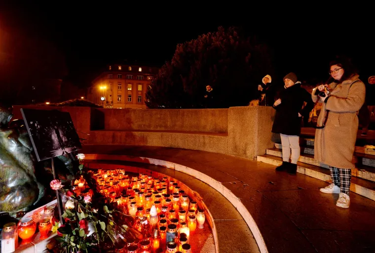 Zagrepčani se opraštaju od Akija Rahimovskog.