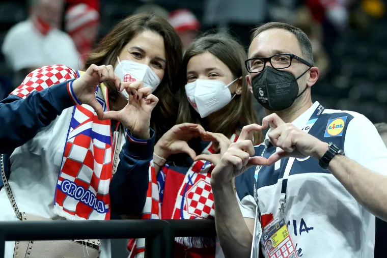 Slijedi sastanak sa sudbinom: Horvat si je sam pucao u nogu; 'Moguće je da se HRS odluči na smjenu'