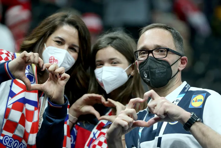 Slijedi sastanak sa sudbinom: Horvat si je sam pucao u nogu; 'Moguće je da se HRS odluči na smjenu'