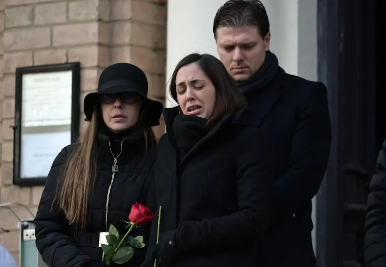 Posljednji ispraćaj glazbene legende Akija Rahimovskog na zagrebačkom Mirogoju