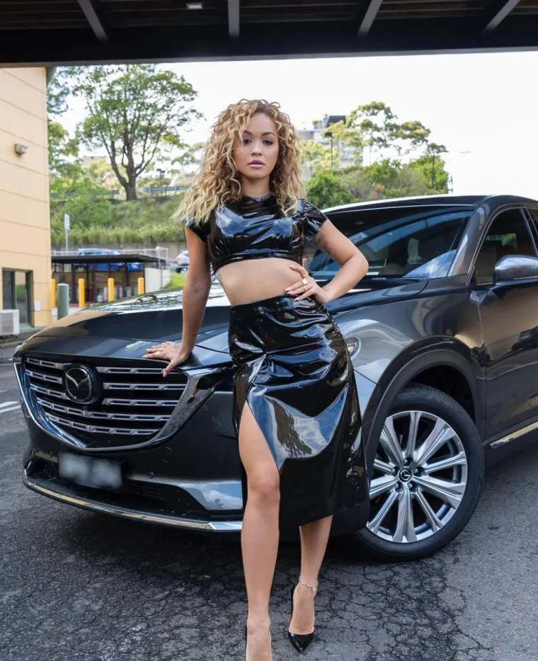 Slavne dive u svojoj ljepoti uživaju punim plućima, pozirale su gole i ponosne