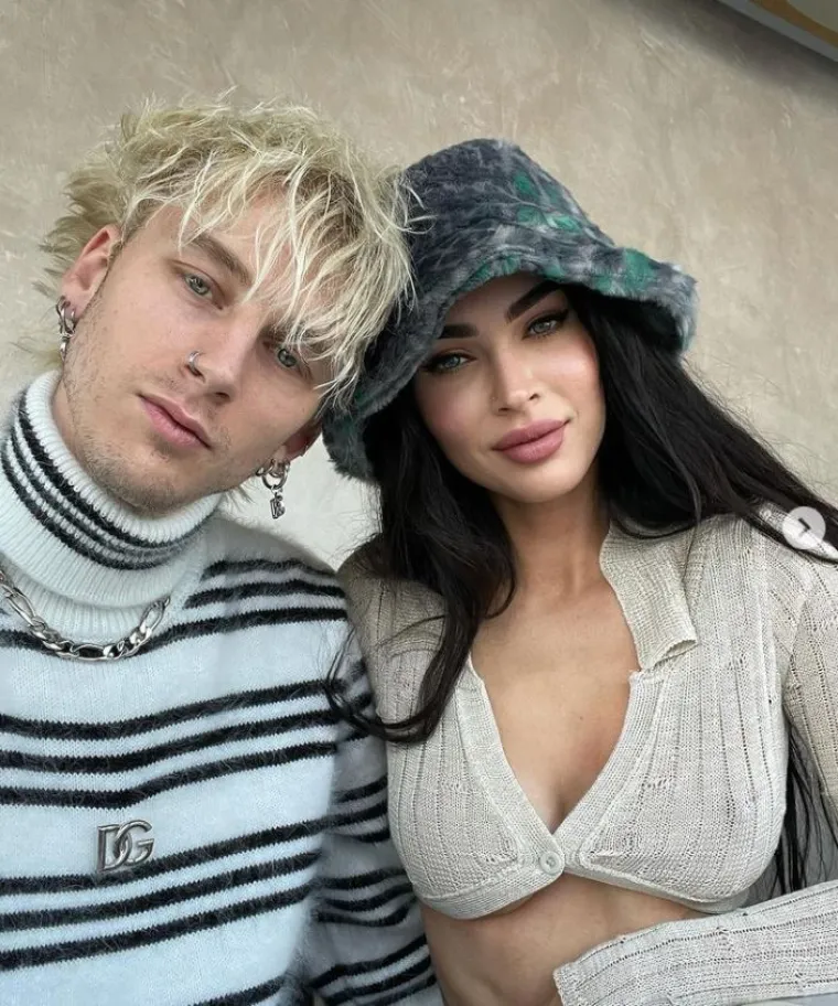 Megan Fox podijelila dražesne slike s Machine Gun Kellyjem, ali ljudima nešto 'smrdi': 'On je opasan'