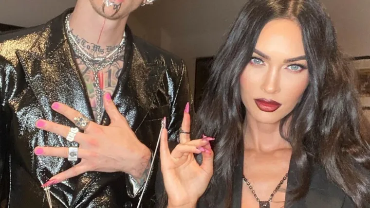 Megan Fox podijelila dražesne slike s Machine Gun Kellyjem, ali ljudima nešto 'smrdi': 'On je opasan'