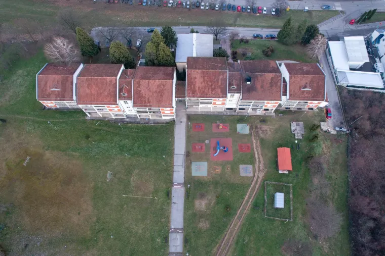 Kuća strave u susjedstvu: Zaposlenik Doma silovao djevojčicu. Njezina tragična sudbina šokirala je sve...