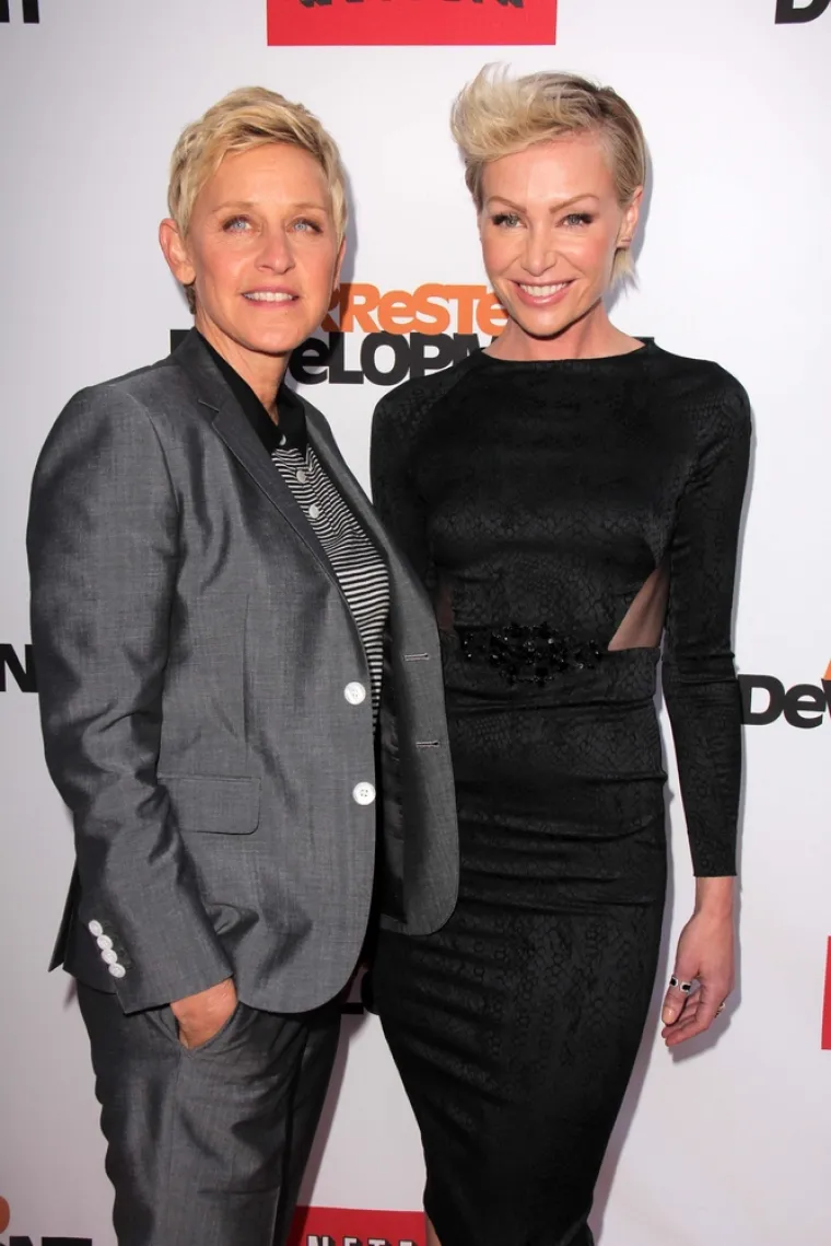 Portia je u svojoj knjizi napisala: &quot;Promijenila sam se jako otkako sam upoznala Ellen. Sve do tada mislila sam da je jedini način da budem snažna da budem opaka, a da budem neovisna značilo je da mi nitko ne treba. No, ona me naučila da što si više osjetljiv i što više dopuštaš drugima da ti uđu u život i srce, puno si sretniji i više cijeniš sebe. Ellen je u potpunosti promijenila način na koji gledam na život i naučila me da se ne brinem što će drugi reći i kako ne moram glumiti nešto što nisam.&quot;
