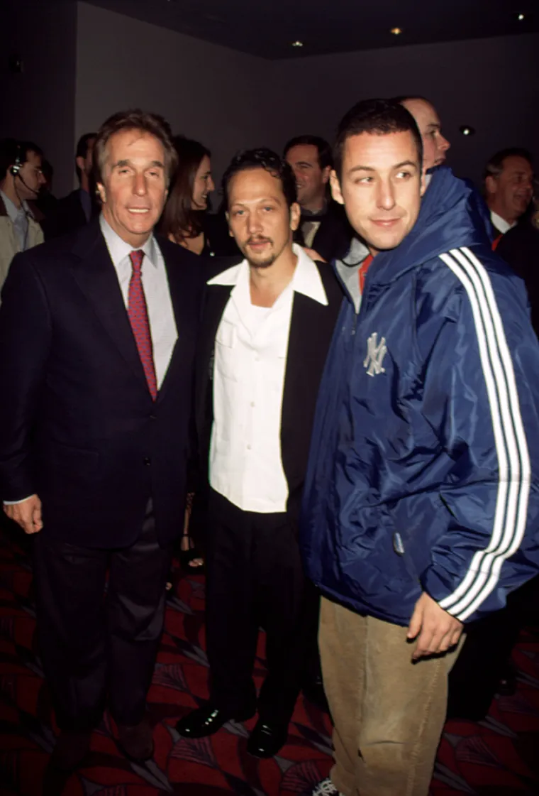 Rob Schneider i Adam Sandler postali su nerazdvojni u očima gledatelja, zajedno su glumili u čak 18 filmova. Njihovi zajednički projekti uključuju filmove poput &quot;Zatvorski krug&quot;  (2005.) i Starci (2010.). 