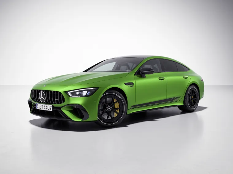Osim u crvenoj, novi AMG GT 63 S E PERFORMANCE dostupan je i u zelenoj "mango paklenoj" boji koja će zapravo biti i za&scaron;titni znak ovog modela