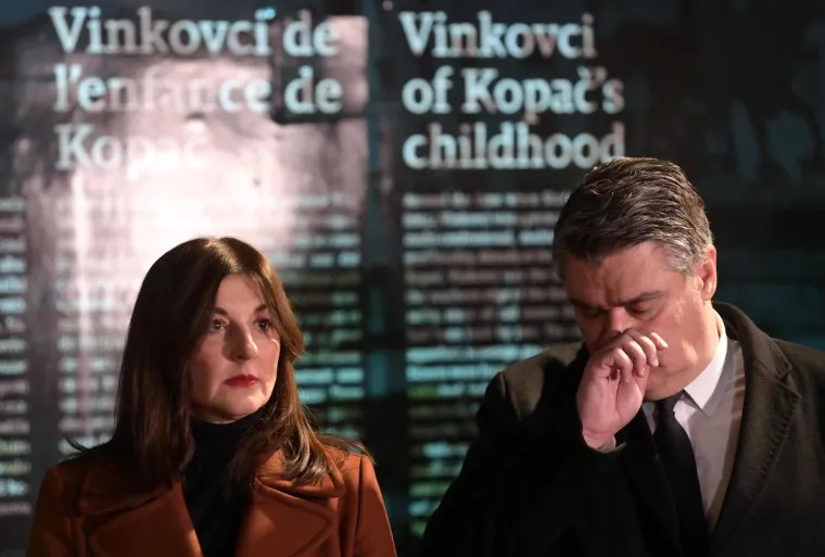 Milanović nema šanse kraj svoje prve dame: I ovaj put je u njezinoj sjeni, a najveći hit su moćne 'combat' čizme