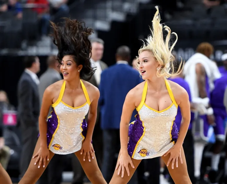 Cheerleadersice nastupaju: Evo ne&scaron;to vruće, gipko, lijepo i zdravo za dobro jutro