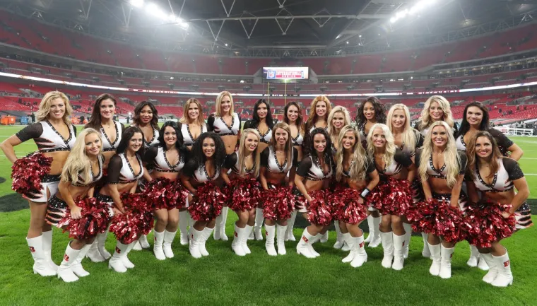 '&Scaron;to droljastije izgleda&scaron;, to će&scaron; lak&scaron;e upasti u cheerleaders ekipu, to je tako. Seksualno smo izložene'