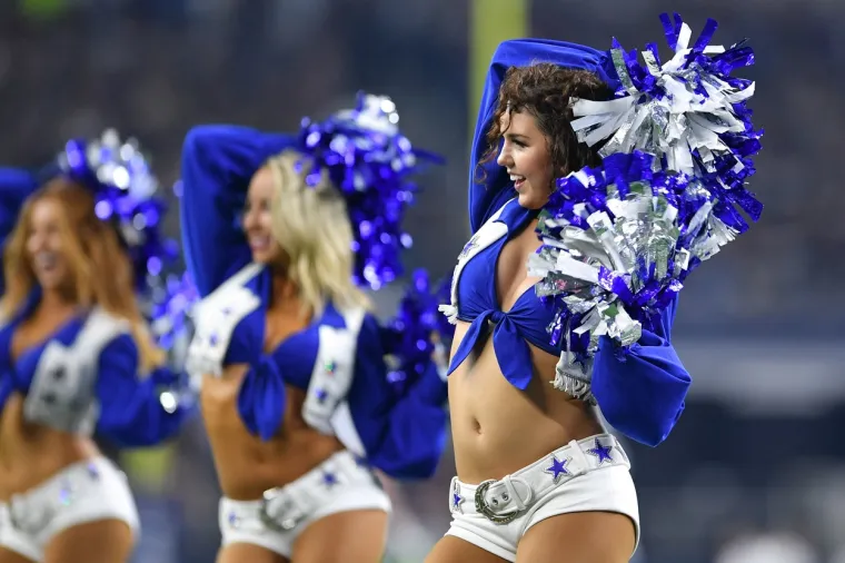 '&Scaron;to droljastije izgleda&scaron;, to će&scaron; lak&scaron;e upasti u cheerleaders ekipu, to je tako. Seksualno smo izložene'