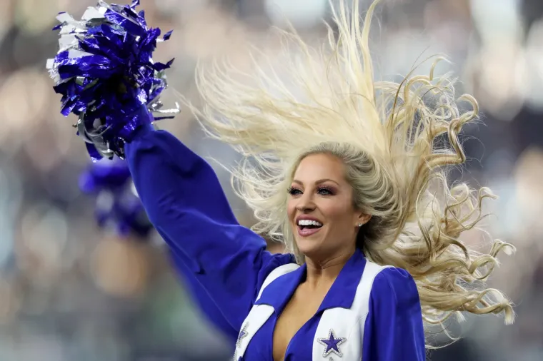 '&Scaron;to droljastije izgleda&scaron;, to će&scaron; lak&scaron;e upasti u cheerleaders ekipu, to je tako. Seksualno smo izložene'