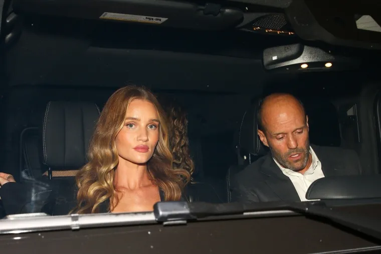 Rosie Huntington-Whiteley i Jason Statham dobili drugo dijete: Rijetko se pojavljuju u javnosti, a razlika među njima je 20 godina