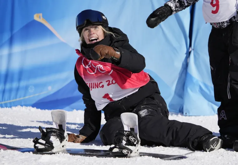 &apos;Ovo što se dogodilo je nestvarno. Izuzetno sam ponosna na sve što je iza mene i ponosna sam Novozelanđanka. Vjerujem da su i na mene ponosni svi moji Novozelanđani. Nadam se kako se sada slavi ova zlatna medalja. Dala sam sve od sebe u posljednjoj vožnji, otišla sam na sve i srećom uzela sve&apos;.
