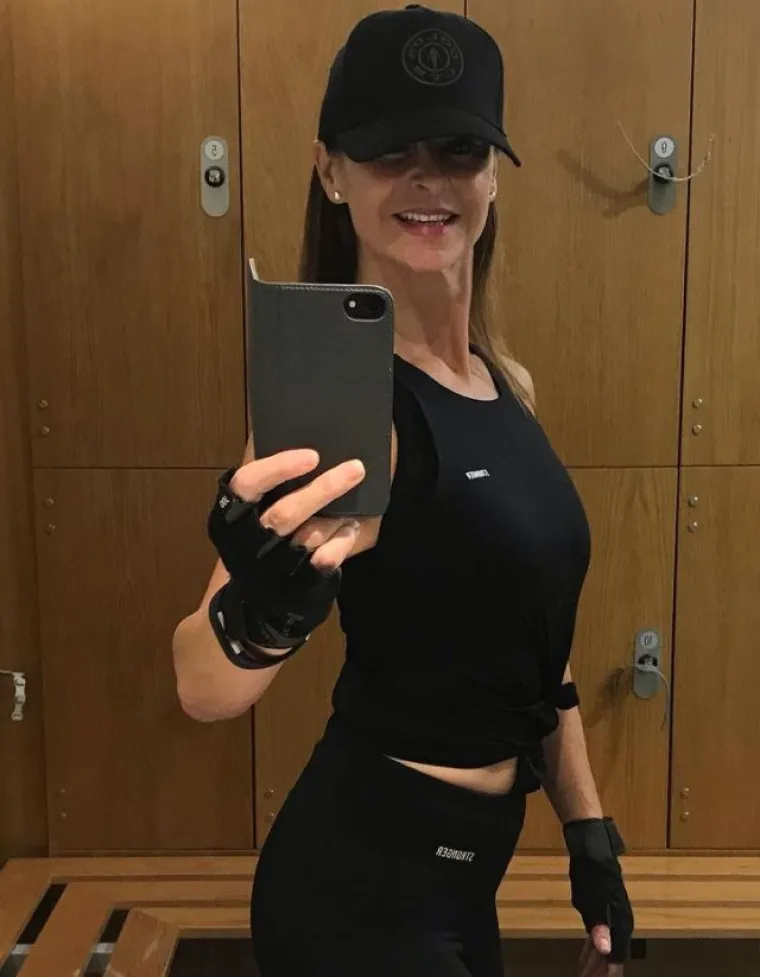 Ova fit vizažistica je izjavila da joj je netko prije dvije godine rekao kako će sudjelovati na fitness natjecanju da bi se nasmijala na to.