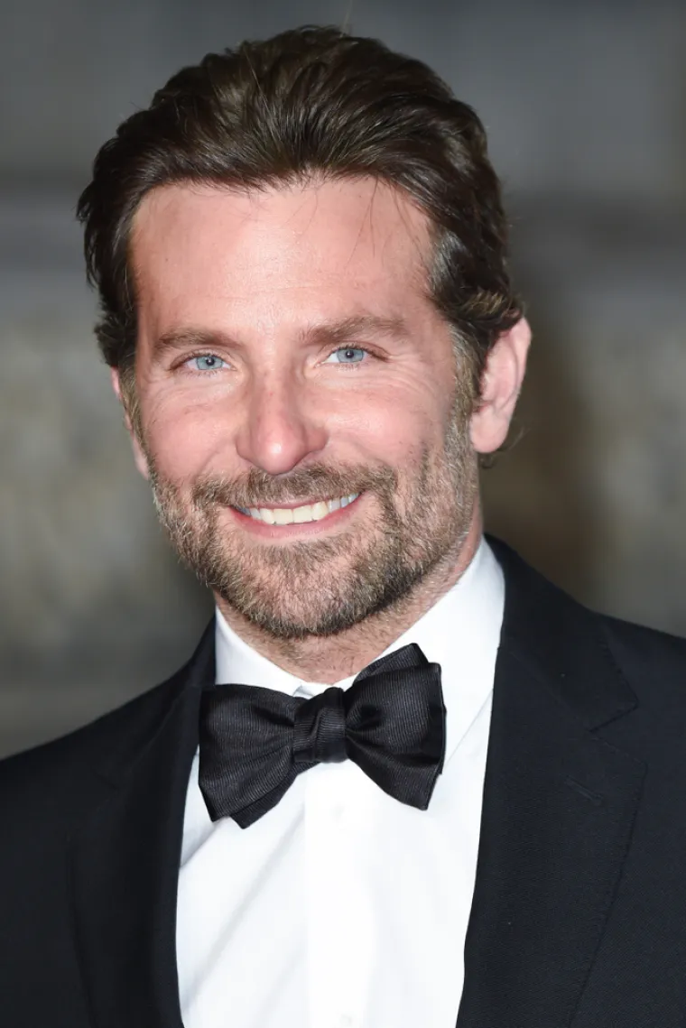 3. Bradley Cooper
Fatalni glumac iz filma &quot;Zvijezda je rođena&quot; našao se na trećem mjestu i tako prestigao jednog od najseksi muškaraca svih vremena. Evo o kome je riječ...