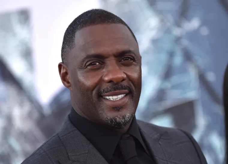 8. Idris Elba
Ovaj zgodni Britanac našao se na osmom mjestu liste najljepših muškaraca na svijetu, a šuška se da bi Elba mogao biti i novi James Bond...