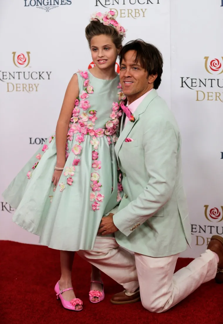 Annino nasljedstvo je pripalo njezinoj kćeri Dannielynn, čiji se otac ne zna. U maticu rođenih upisan je njezin odvjetnik Howard E. Koch. Međutim, javio se Larry Birkhead  koji je tvrdio da je imao spolni odnos s Annom u trenutku začeća djevojčice. 