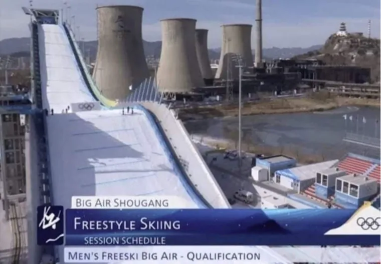 Jezivije slike s Olimpijskih igara nećete vidjeti. Bizarna skijaška staza iz Pekinga smještena je usred propale nuklearne elektrane